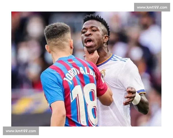 维尼修斯：德比硝烟中的捍卫者